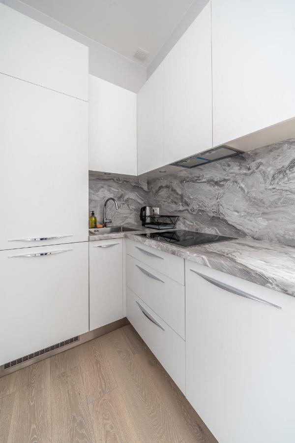 New Comfortable 2 Bedroom Cottage w/Big Terrace Jūrkalne Exteriör bild