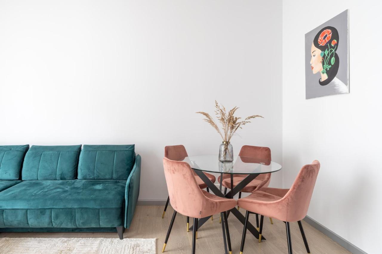 New Comfortable 2 Bedroom Cottage w/Big Terrace Jūrkalne Exteriör bild